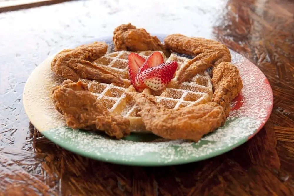 best waffles and wings in Houston