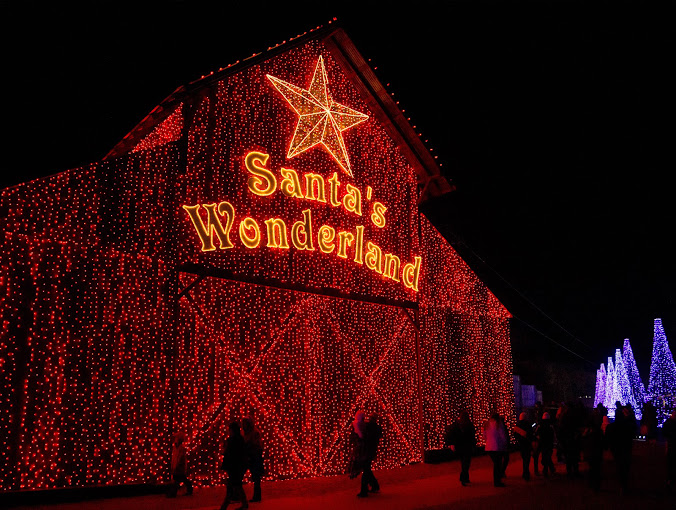 Santa's Wonderland Illuminations Ice Skating Arena