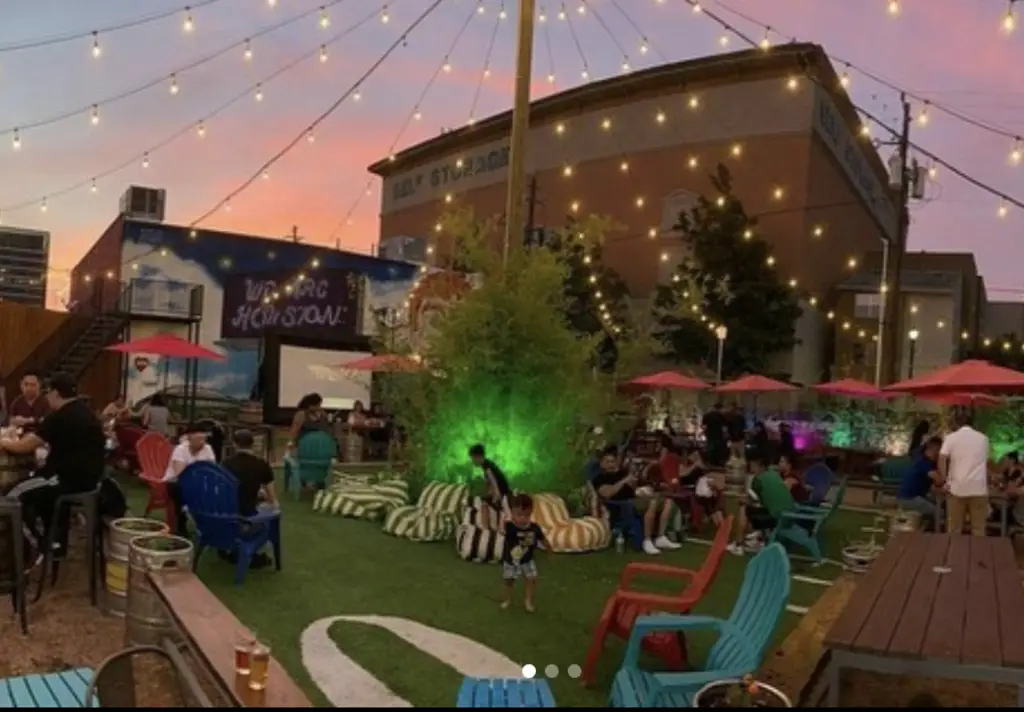 things to do in Houston at night - Social Beer Garden