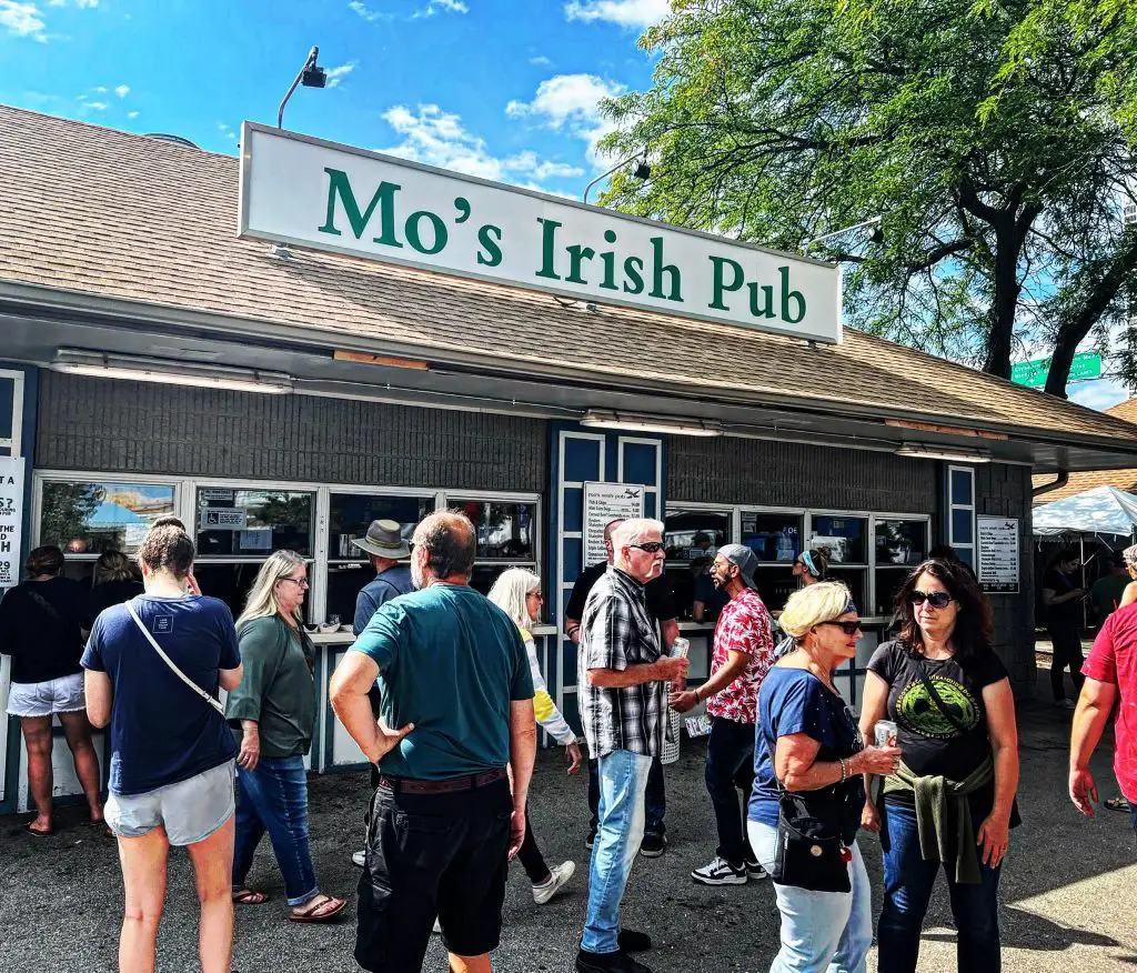 Mo’s Irish Pub