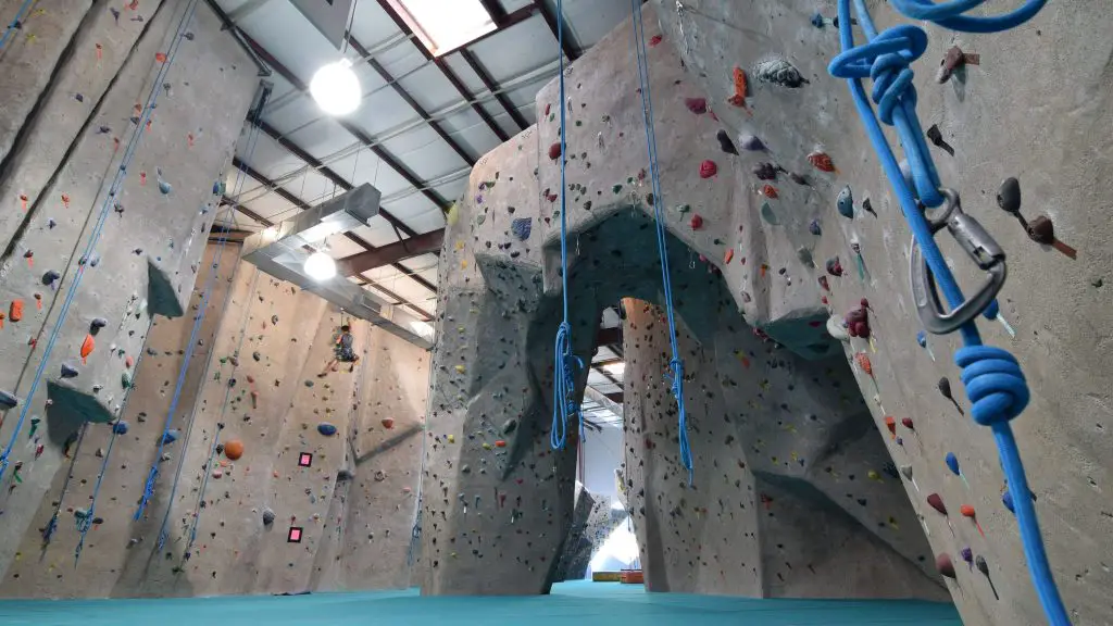 indoor Rock Climbing In Houston - Texas Rock Gym