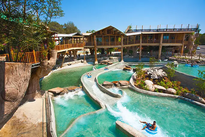 Houston hotel with lazy river
