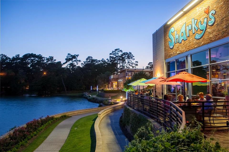 Waterfront Restaurants in Houston - Sharky's Waterfront Grill