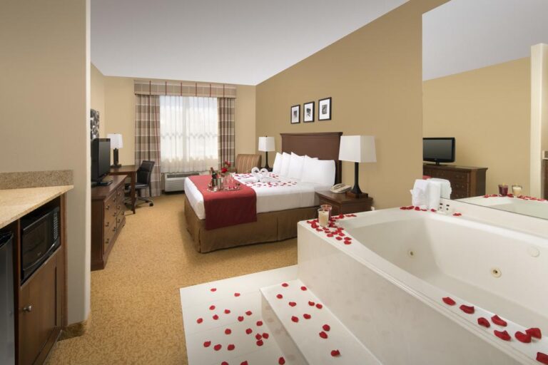 Best Hotels In Houston For Couples