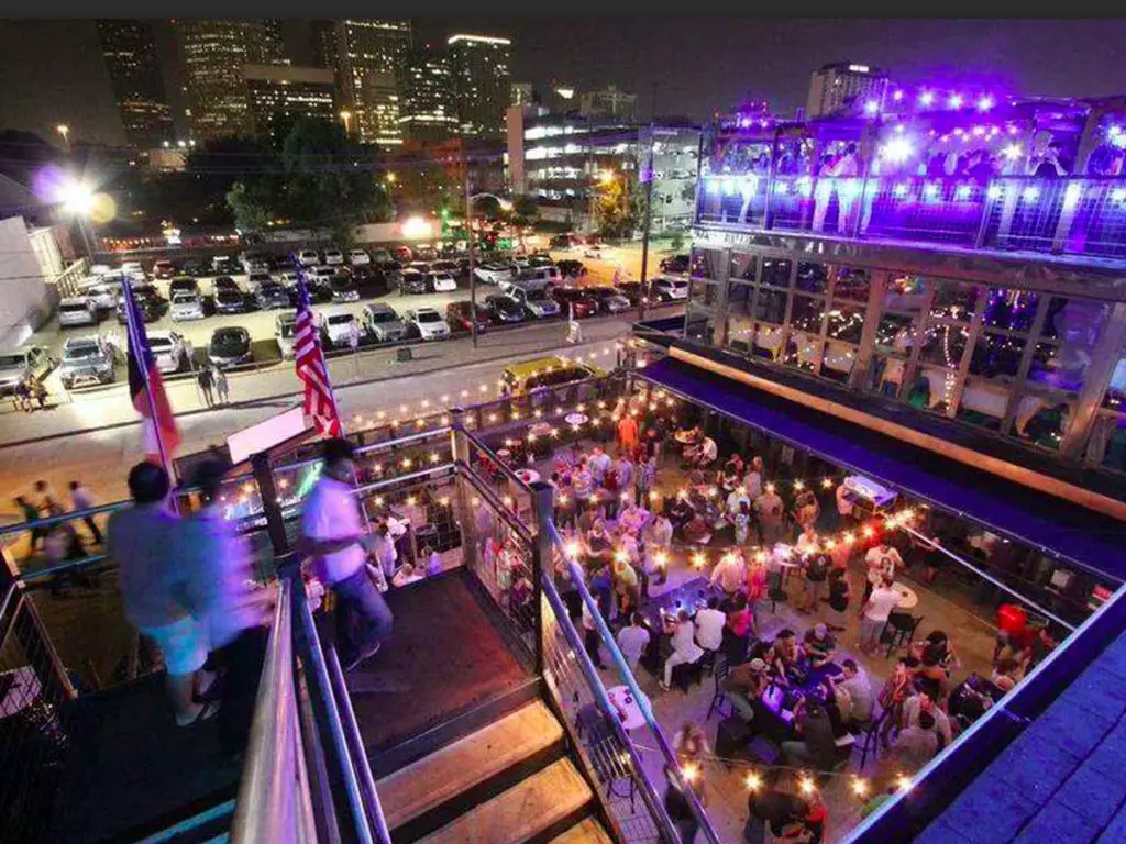 Where to Stay In Houston For Nightlife